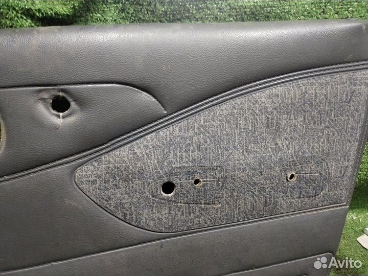 Обшивка боковой двери передняя правая Daewoo Nexia