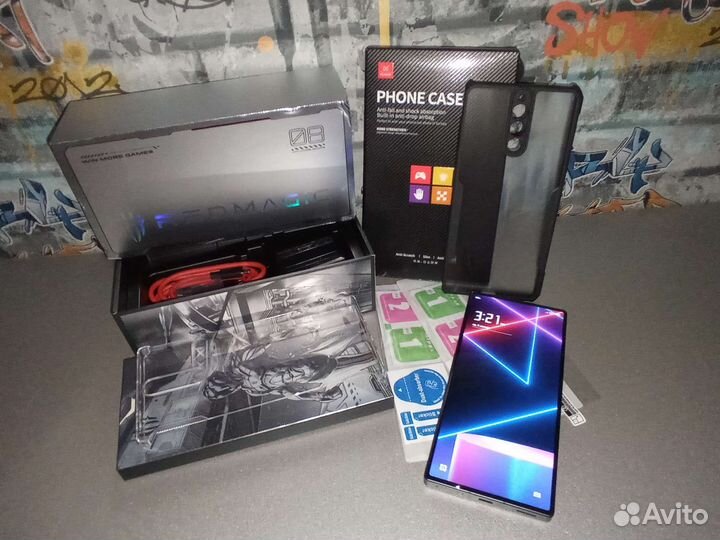 Nubia Red Magic 8 Pro, 16/512 ГБ