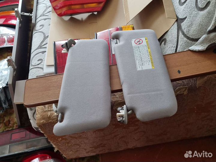 Ветравики камри 40