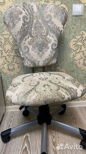 Компьютерное кресло