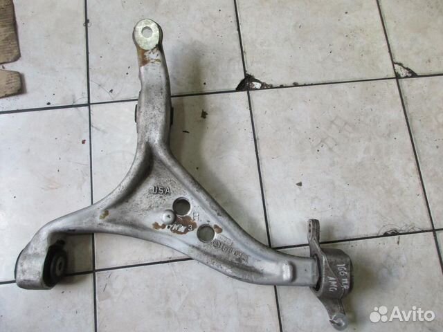 Рычаг передний нижний правый w166 ML-class 157