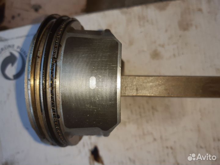 Поршень с шатуном Опель Антара 2,4л