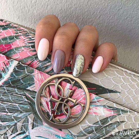 Маникюр и педикюр