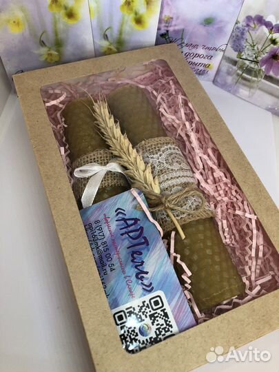 Свечи из вощины с авторским декором