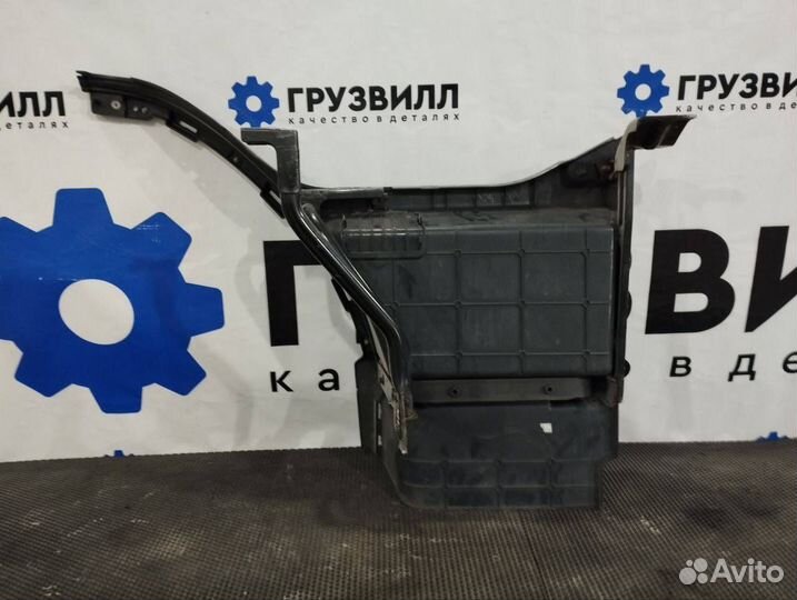 Корпус подножки левый Volvo FMX 82644146
