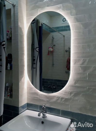 Зеркало с подсветкой в прихожую настенное