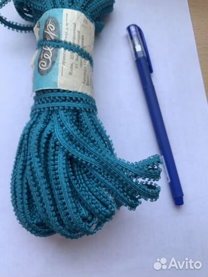 Шнур отделочный из высокообъемной ацетатной пряжи