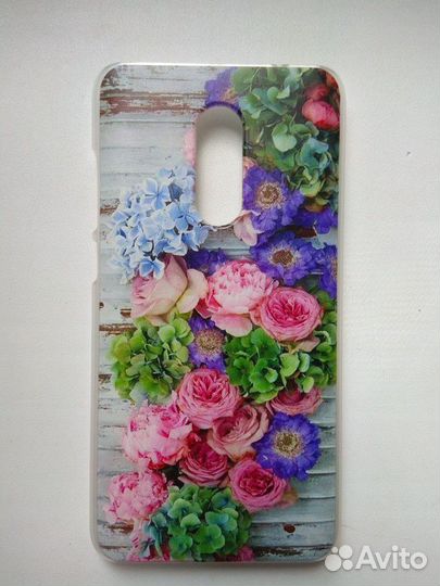 Чехлы для телефонов