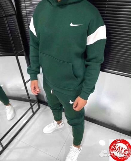 Спортивный костюм Nike на Флисе