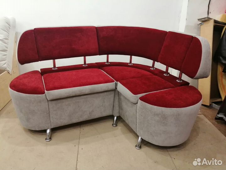 Перетяжка, ремонт, реставрация мягкой мебели