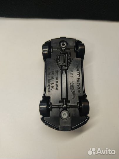 Модель Hot wheels