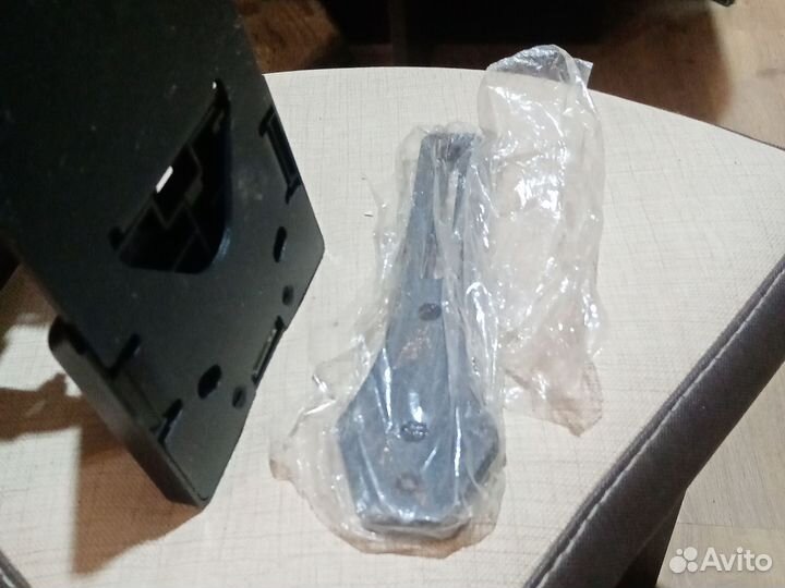 Кронштейн для телевизора на стену