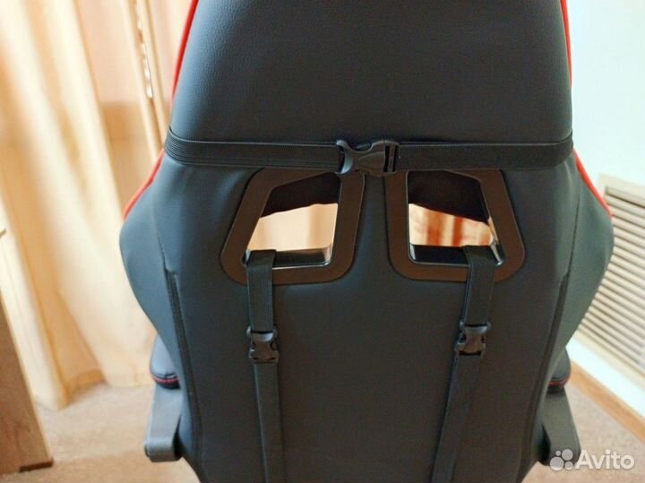 Компьютерное кресло red black Defender до 175 кг