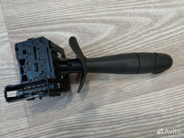 Переключатель подрулевой Renault Stepway 1