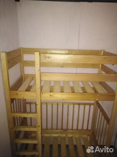 Детская кроватка 2-х ярусная