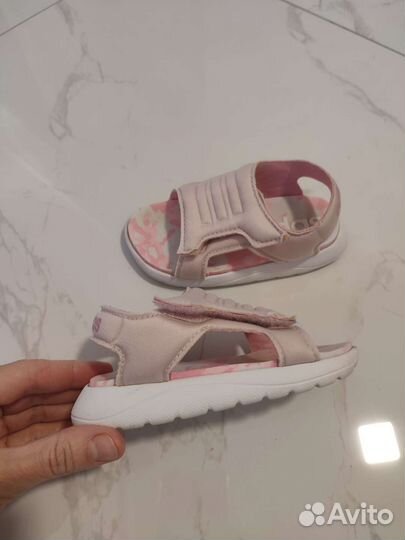 Босоножки для девочки 24 размер