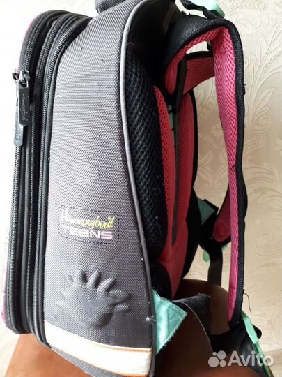 Школьный рюкзак б/у для девочки