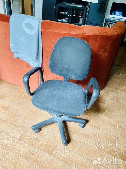 Компьютерное кресло