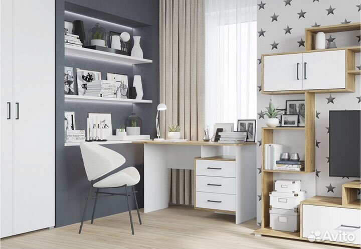 Письменный стол, письменные и компьютерные столы