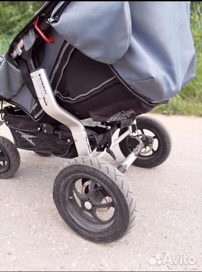 Коляска для двойни