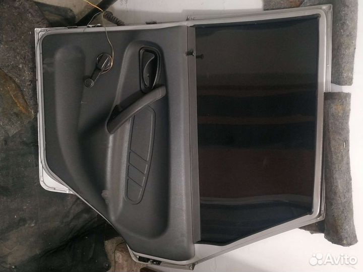 Двери в сборе