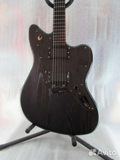 Электрогитара