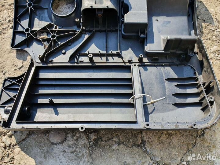 Декоративная крышка двигателя volkswagen polo 4