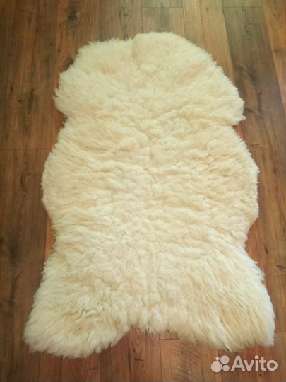 Шкура натуральная, новая, 82 х 127 см