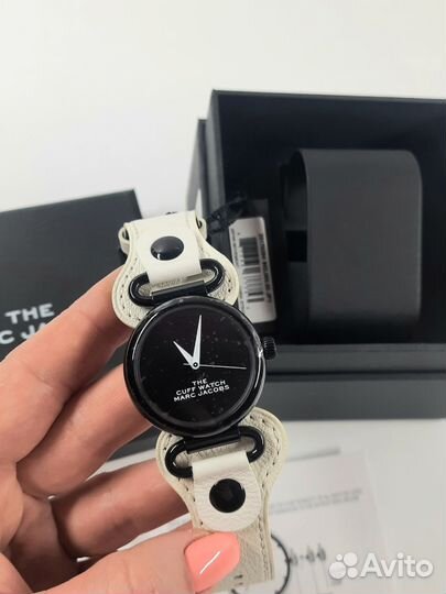 Часы женские Marc Jacobs