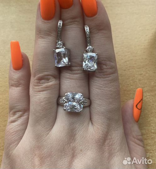 Серебряный комплект