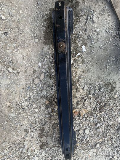 Задний Усилитель бампера фокус 2 хетч