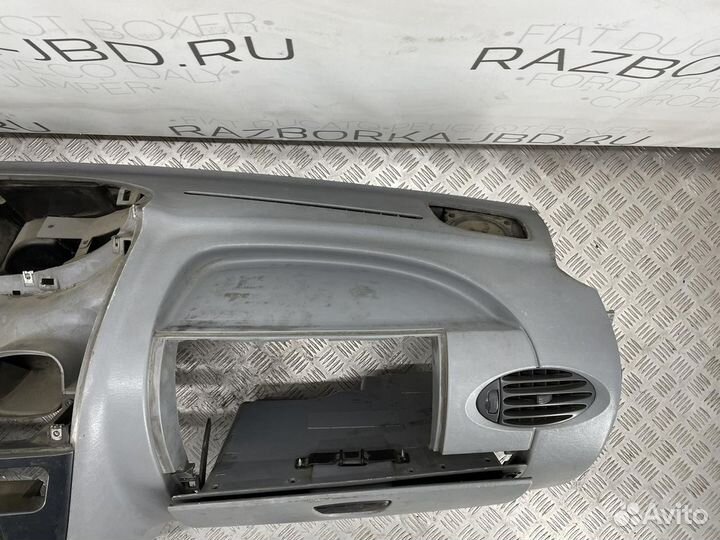 Торпедо и пластик салона LDV Maxus 00-20