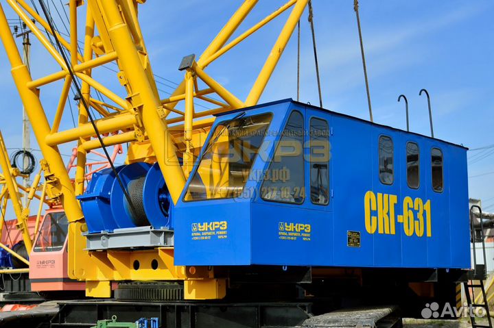 Гусеничный кран скг-631