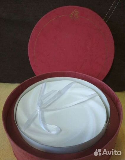 Десертный набор фарфоровых тарелок