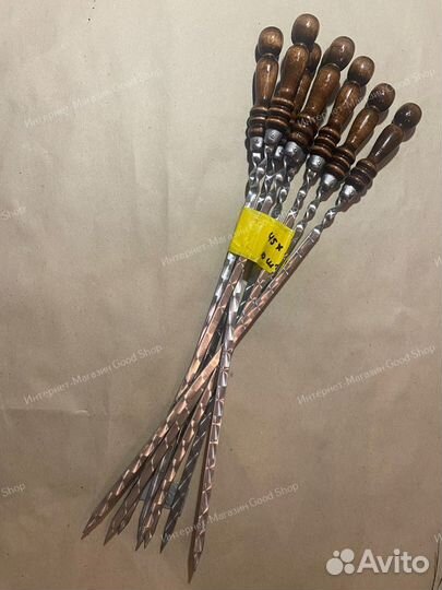 Шампур 450х12х3 мм. с деревянной ручкой