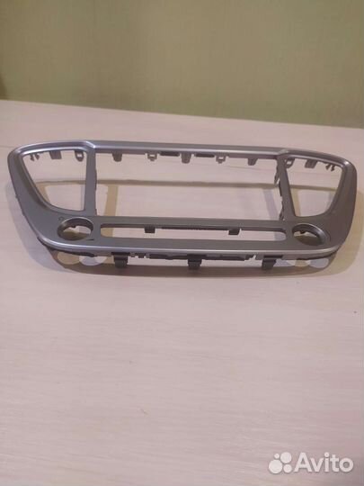 Рамка для автомагнитолы на Солярис 2