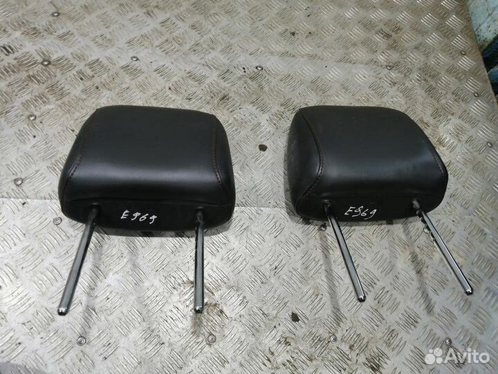 Подголовник передний Nissan Juke F15