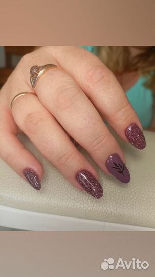 Маникюр педикюр