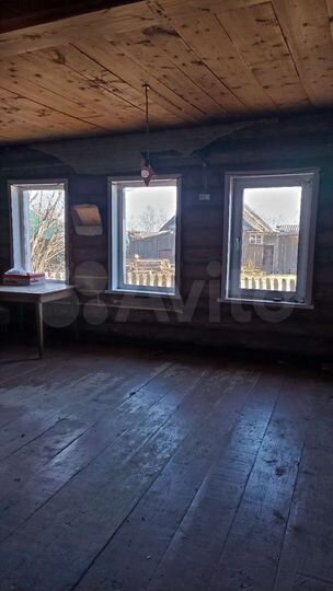 Дом 25 м² на участке 20 сот.