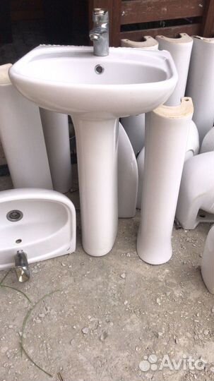 Раковина с тумбой