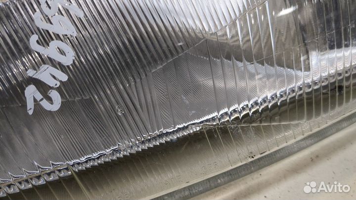 Фара (передняя) Mitsubishi Carisma, 1998