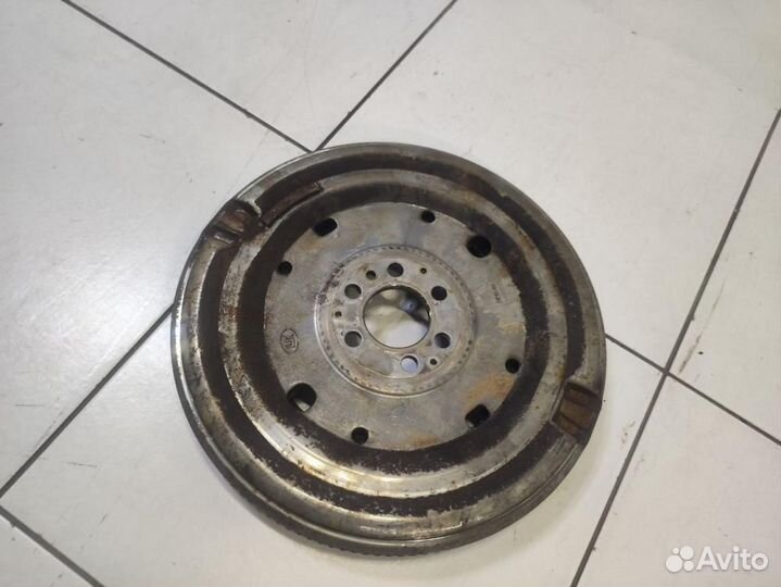 Маховик Volkswagen Golf 7 5G1 MK7