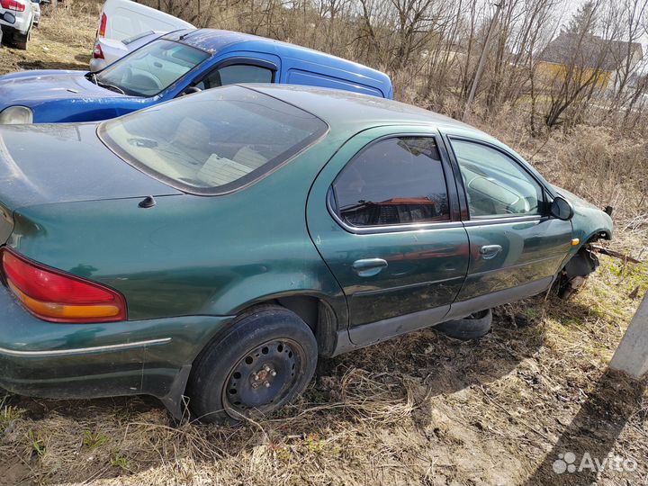 В разборе Ford Taurus 3 Gen