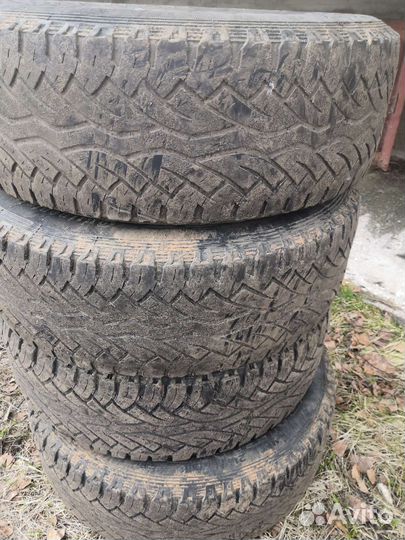 Continental ContiCrossContact AT 215/65 R16