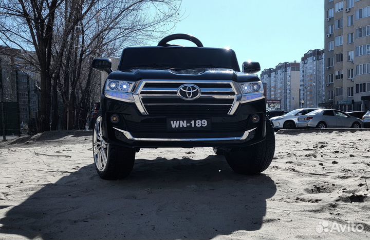 Электромашина для детей на пульте Тюмень