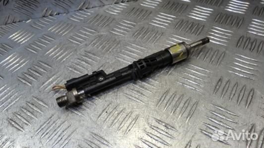 Форсунка бензиновая BMW 5 F10/F11 (3BA12B703)