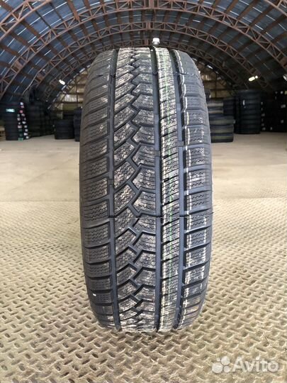 ONYX NY-W702 215/55 R17 98H