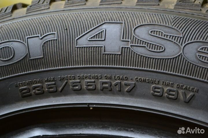 Goodyear Vector 4Seasons SUV 235/55 R17