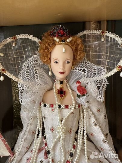 Барби королевские особы