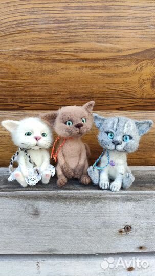 Котик валяный